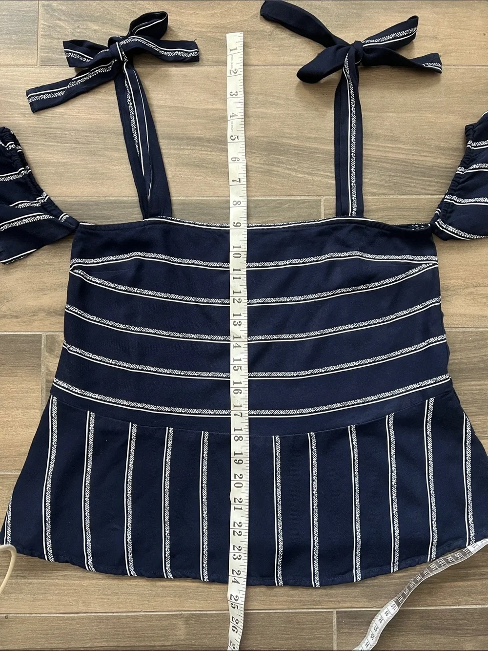 Anthropologie Splendid Off the Shoulder Top with Ties Navy/White Striped Small - Picture 12 of 15